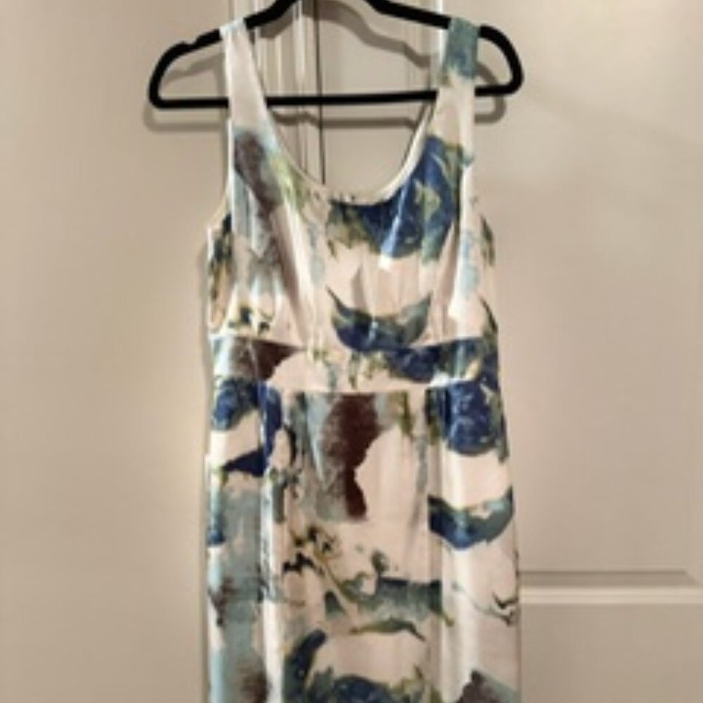 💙 Banana Republic Watercolor Fit & Flare Dress
